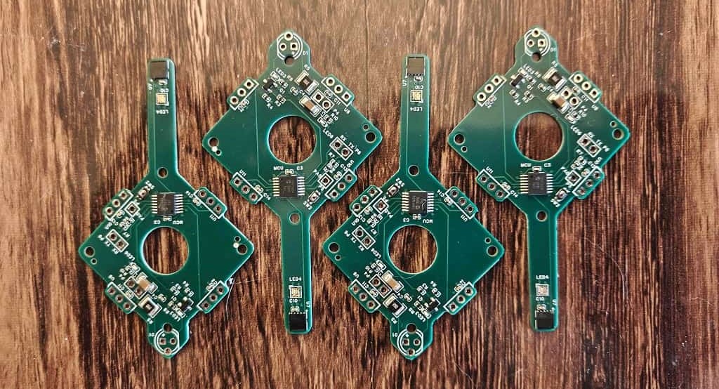 Four WhoopTag boards
